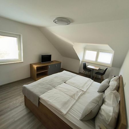 Guesthouse Haler Podčetrtek Buitenkant foto